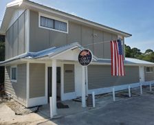 United States Florida Carrabelle vacation rental compare prices direct by owner 2119952