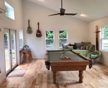 United States North Carolina Asheville vacation rental compare prices direct by owner 420169