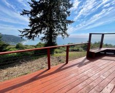 United States California Klamath vacation rental compare prices direct by owner 27453077