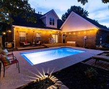 United States Arkansas Springdale vacation rental compare prices direct by owner 27583447