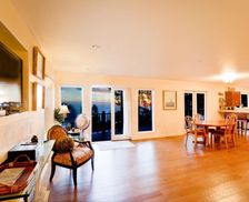 United States California Whitethorn vacation rental compare prices direct by owner 1073469