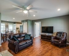 United States Tennessee Cookeville vacation rental compare prices direct by owner 1743616