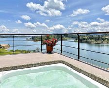 Colombia Antioquia Guatapé vacation rental compare prices direct by owner 27849160