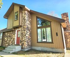 United States Nevada Winnemucca vacation rental compare prices direct by owner 27934903