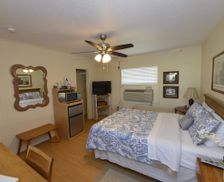 United States Texas Shiner vacation rental compare prices direct by owner 1917363