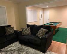 United States North Carolina Fayetteville vacation rental compare prices direct by owner 2403792