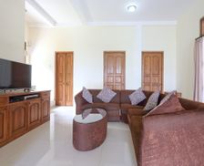 Indonesia Bali Buleleng Regency vacation rental compare prices direct by owner 14009752