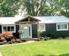 United States Indiana Fremont vacation rental compare prices direct by owner 11405694