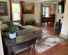 United States New York Saratoga Springs vacation rental compare prices direct by owner 2780939