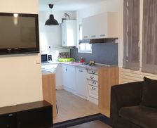 France Île-de-France Stains vacation rental compare prices direct by owner 4637558