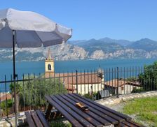 Italy Veneto Brenzone sul Garda vacation rental compare prices direct by owner 22571975