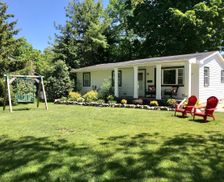 United States Michigan Charlevoix vacation rental compare prices direct by owner 241008