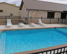 United States Texas Concan vacation rental compare prices direct by owner 1921744