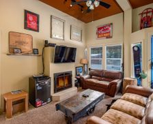 United States Idaho Mullan vacation rental compare prices direct by owner 1452147