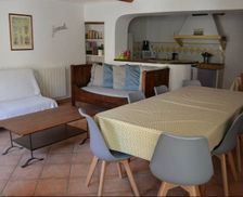 France Provence-Alpes-Côte d'Azur Le Thor vacation rental compare prices direct by owner 9348568