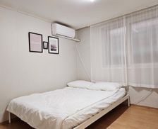 South Korea Seoul Seoul vacation rental compare prices direct by owner 29089330