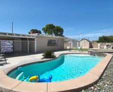 United States California Anaheim vacation rental compare prices direct by owner 25061193