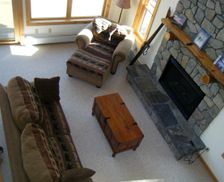 United States New York North Creek vacation rental compare prices direct by owner 371707