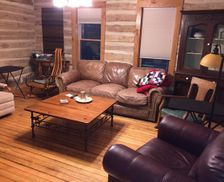 United States Iowa Decorah vacation rental compare prices direct by owner 358655