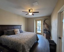 United States Colorado Gypsum vacation rental compare prices direct by owner 28503797