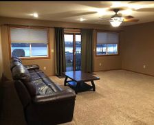 United States Illinois East Moline vacation rental compare prices direct by owner 2563444