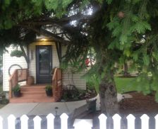 United States Wyoming Cody vacation rental compare prices direct by owner 1237362