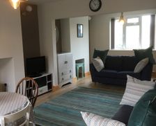 United Kingdom Wales Llanfarian vacation rental compare prices direct by owner 11433943