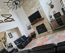 United States Oklahoma Cushing vacation rental compare prices direct by owner 28093644