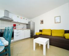 Croatia Zadarska županija Biograd na Moru vacation rental compare prices direct by owner 6386364