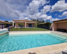 France Provence-Alpes-Côte d'Azur Saumane-de-Vaucluse vacation rental compare prices direct by owner 29019461