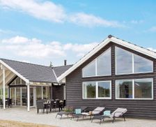 Denmark Syddanmark Blåvand vacation rental compare prices direct by owner 5378141