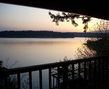 United States Washington Vashon vacation rental compare prices direct by owner 218789