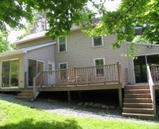 United States New York Auburn vacation rental compare prices direct by owner 471146