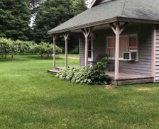 United States Michigan Benton Harbor vacation rental compare prices direct by owner 781086