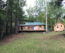 Canada Ontario Barry's Bay vacation rental compare prices direct by owner 25053947