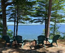 United States Maine Standish vacation rental compare prices direct by owner 209248