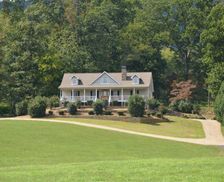 United States Georgia Chickamauga vacation rental compare prices direct by owner 2142742