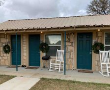 United States Texas Kempner vacation rental compare prices direct by owner 953098