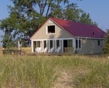 United States Michigan Grand Marais vacation rental compare prices direct by owner 248355