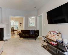 United States North Carolina Raleigh vacation rental compare prices direct by owner 28305858