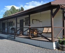 United States Oregon Fort Klamath vacation rental compare prices direct by owner 502170