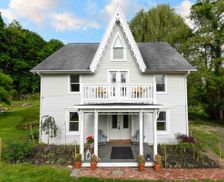 United States New York Cornwall-on-Hudson vacation rental compare prices direct by owner 11581476