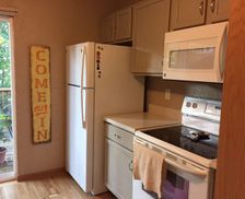 United States Iowa Cedar Falls vacation rental compare prices direct by owner 1382411