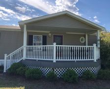 United States Kansas Hutchinson vacation rental compare prices direct by owner 2089568