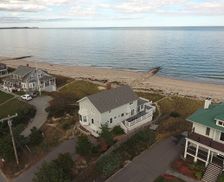United States Massachusetts Bourne vacation rental compare prices direct by owner 1762330
