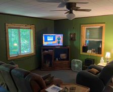 United States Ohio Glouster vacation rental compare prices direct by owner 927933