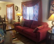 United States New York Queens vacation rental compare prices direct by owner 497378