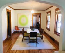 United States Illinois Rockford vacation rental compare prices direct by owner 2389956