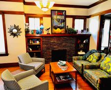 United States Illinois Berwyn vacation rental compare prices direct by owner 28315195