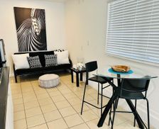 United States Nevada Las Vegas vacation rental compare prices direct by owner 2081754